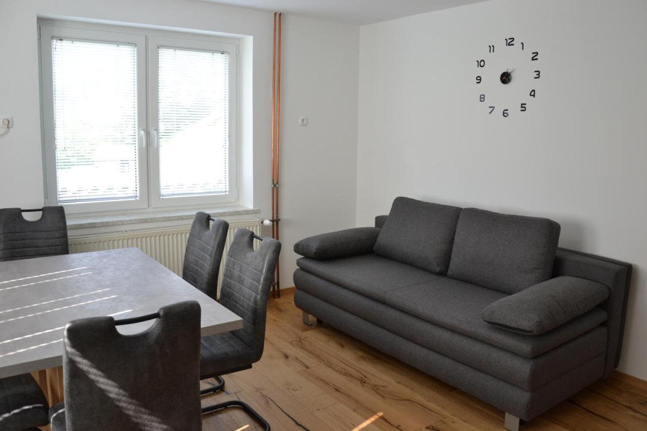 Apartma Ob Potoku